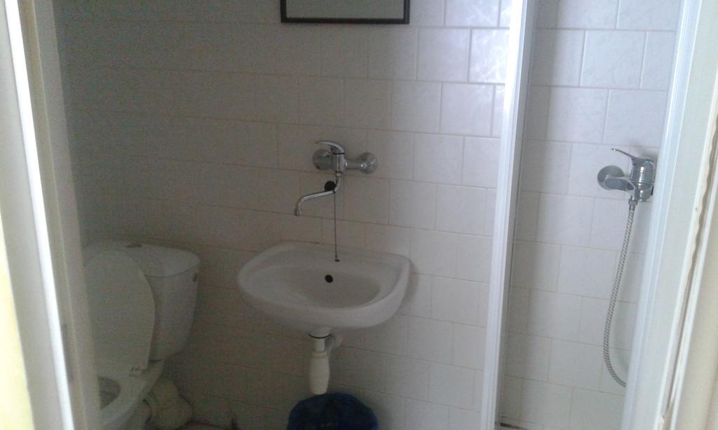 Pomnenka Hotel Pec pod Snezkou Luaran gambar